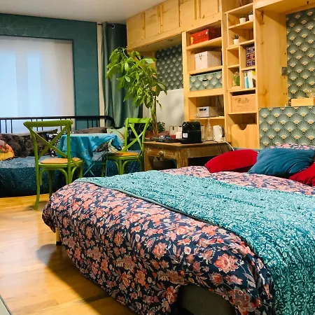 Belle En Rez De Chaussee Avec Sauna Dans Quartier Calme Bordeaux